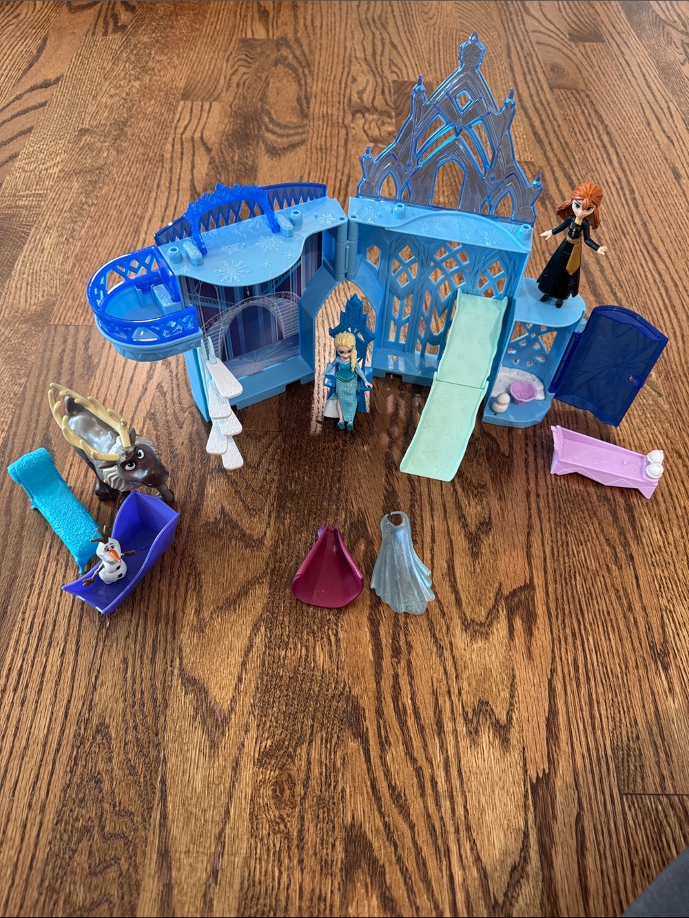 Disney Frozen Storytime Stackers Elsa’s Ice Palace Set